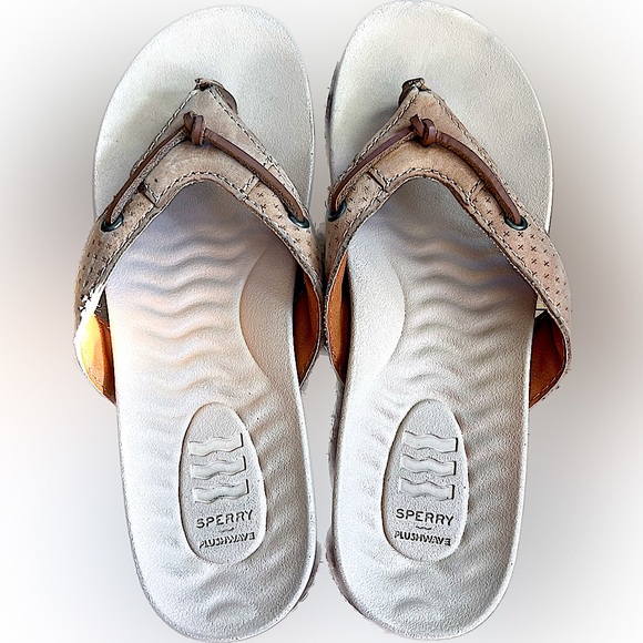 Womens Sperry boat sandals Flip flops tan leather size 7 plushwave - Picture 1 of 8